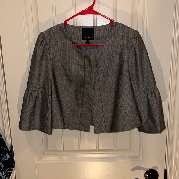 Y2K The Limited sharks tooth Gray Grey Capelet coat jacket size M Medium EUC - Picture 1 of 10